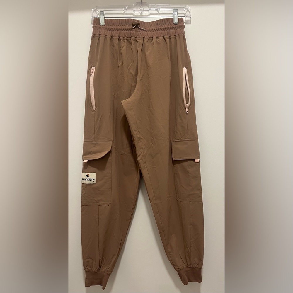 Wondery Outdoors Hiking/ Climbing Pants in Clay/ Light Brown, Size XS, NWT